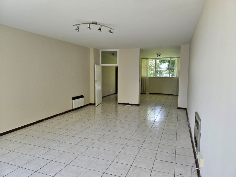 2 Bedroom Property for Sale in Dunkeld Gauteng