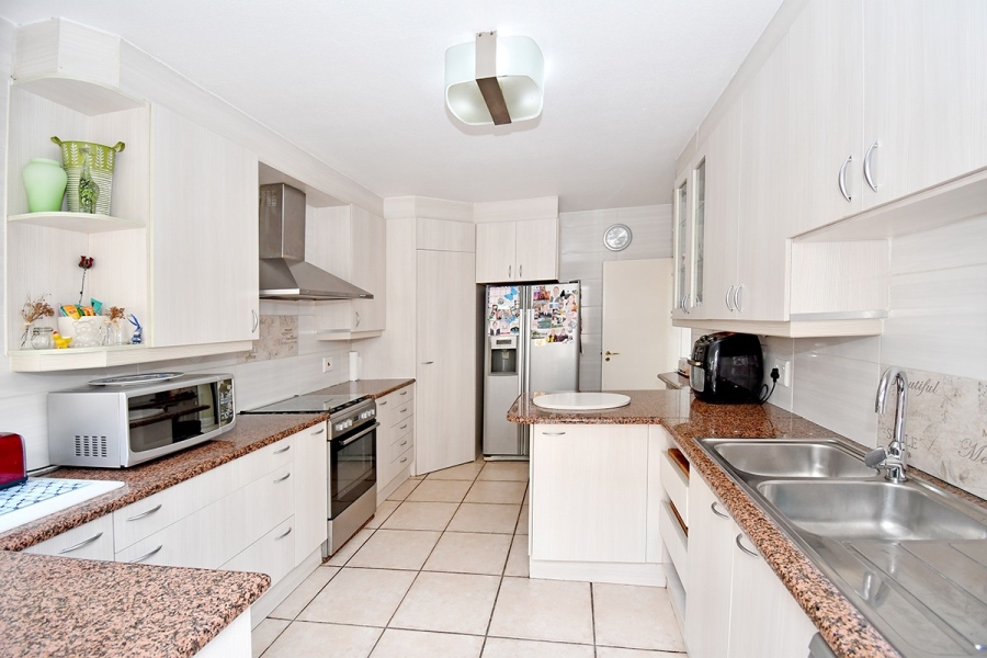 3 Bedroom Property for Sale in Morningside Gauteng