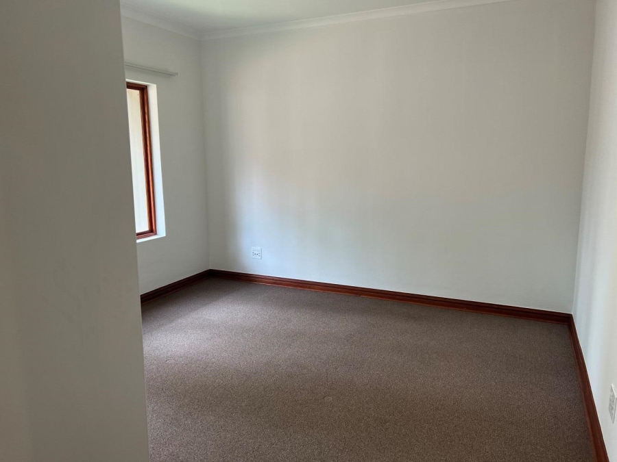 To Let 2 Bedroom Property for Rent in Woodmead Gauteng