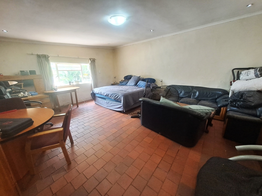 5 Bedroom Property for Sale in Kensington Gauteng