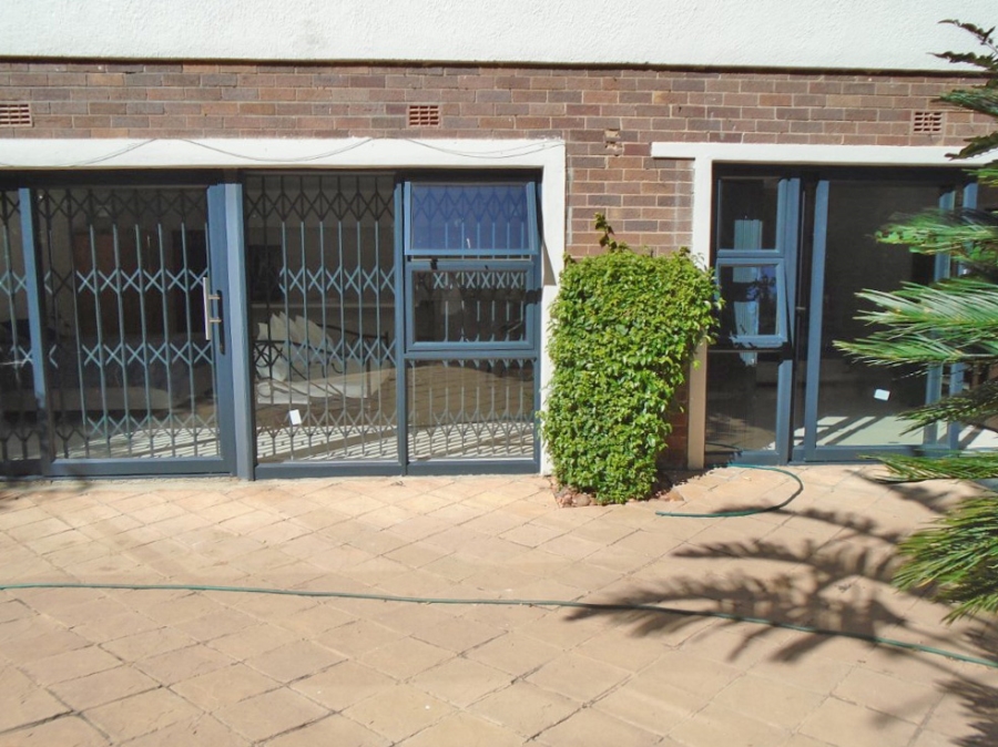 To Let 1 Bedroom Property for Rent in Victory Park Gauteng