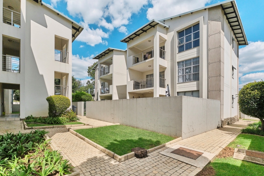 2 Bedroom Property for Sale in Wendywood Gauteng