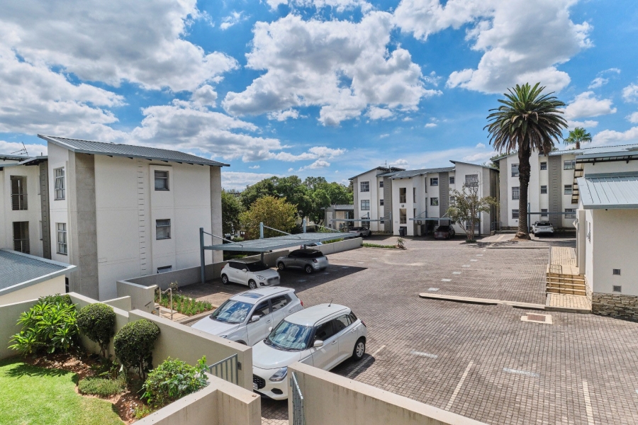 2 Bedroom Property for Sale in Wendywood Gauteng