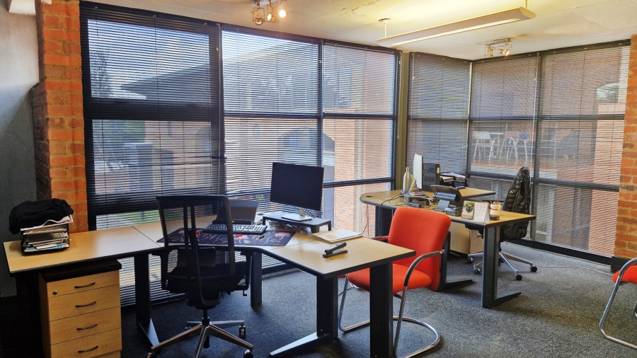 To Let commercial Property for Rent in Melrose Estate Gauteng