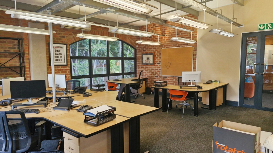 To Let commercial Property for Rent in Melrose Estate Gauteng