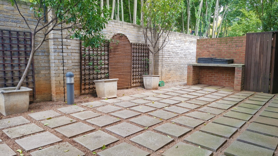 To Let commercial Property for Rent in Melrose Estate Gauteng