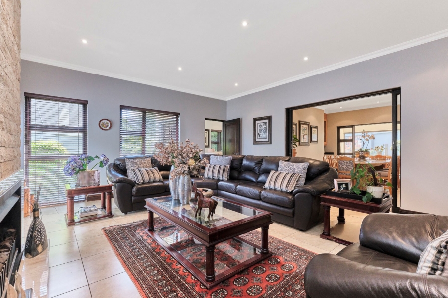 4 Bedroom Property for Sale in Woodmead Gauteng