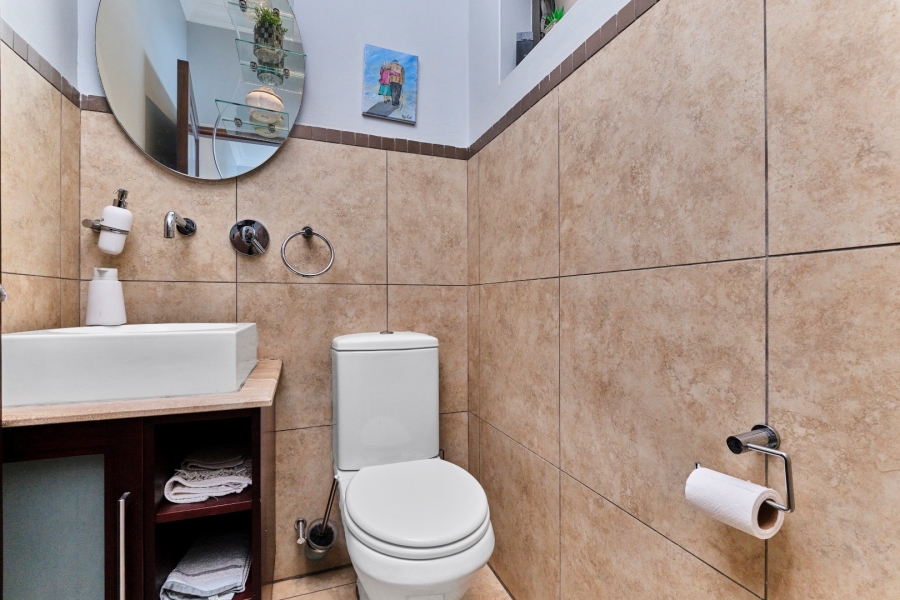 4 Bedroom Property for Sale in Woodmead Gauteng