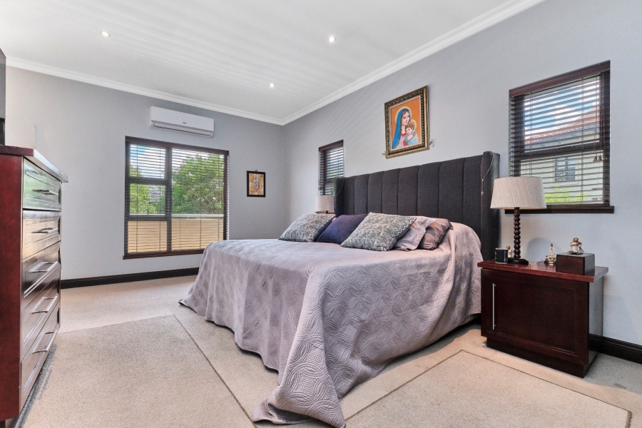 4 Bedroom Property for Sale in Woodmead Gauteng