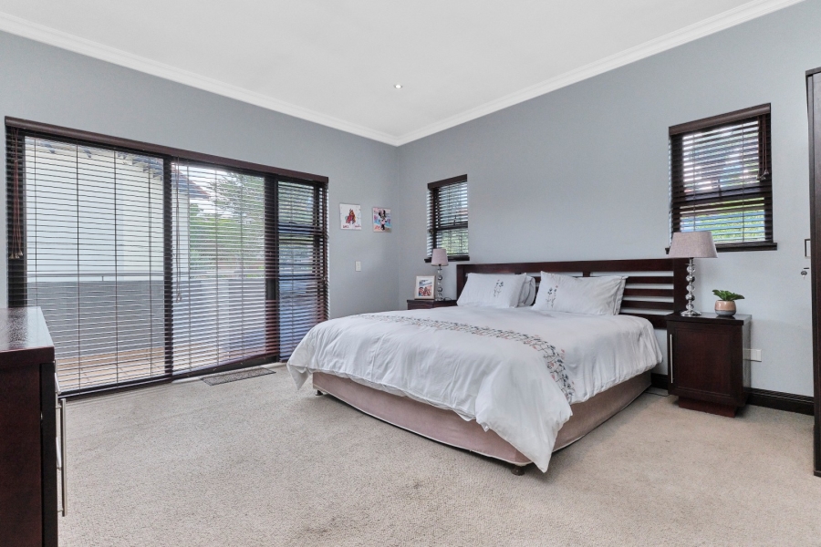 4 Bedroom Property for Sale in Woodmead Gauteng