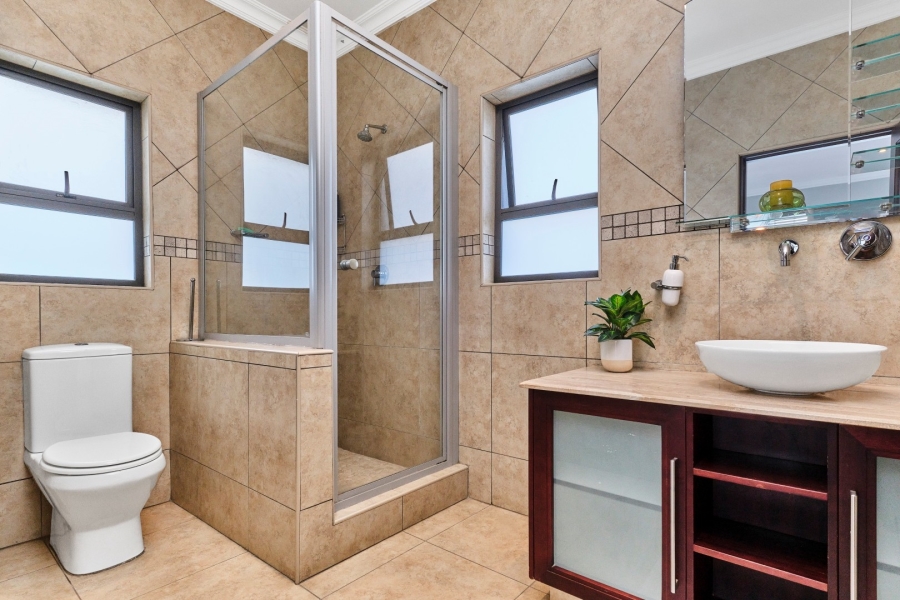 4 Bedroom Property for Sale in Woodmead Gauteng