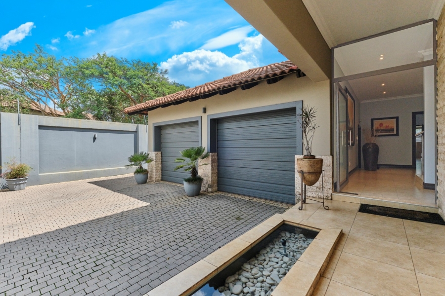 4 Bedroom Property for Sale in Woodmead Gauteng
