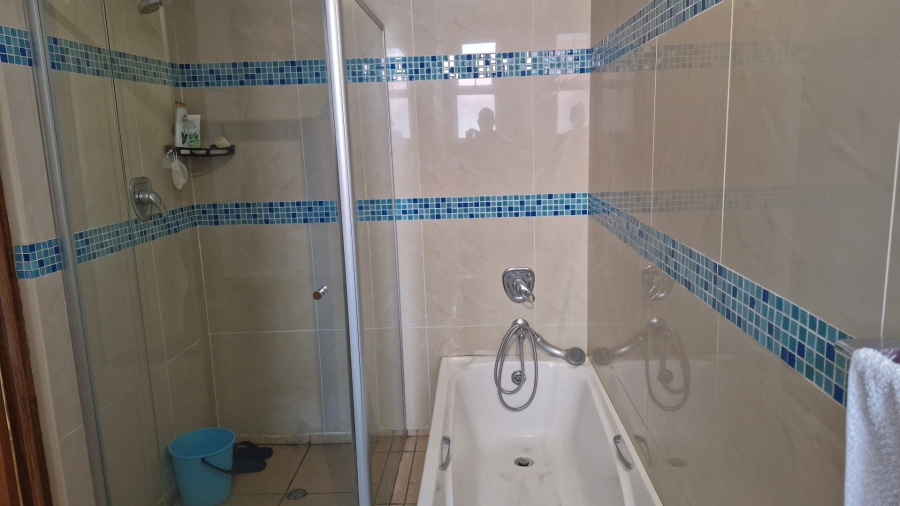 3 Bedroom Property for Sale in Cheltondale Gauteng