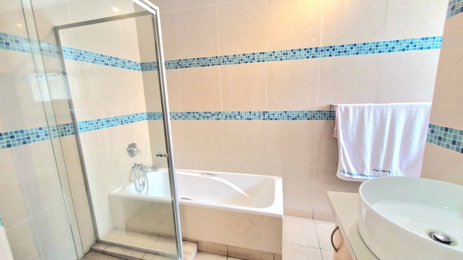 3 Bedroom Property for Sale in Cheltondale Gauteng