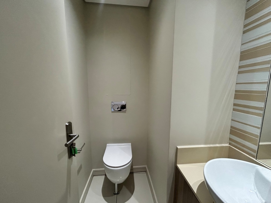 2 Bedroom Property for Sale in Rosebank Gauteng