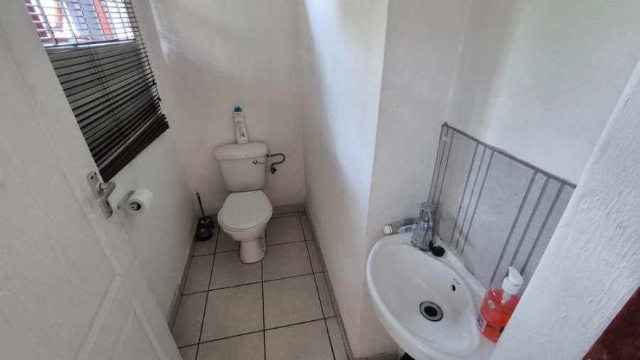 3 Bedroom Property for Sale in Brackenhurst Gauteng