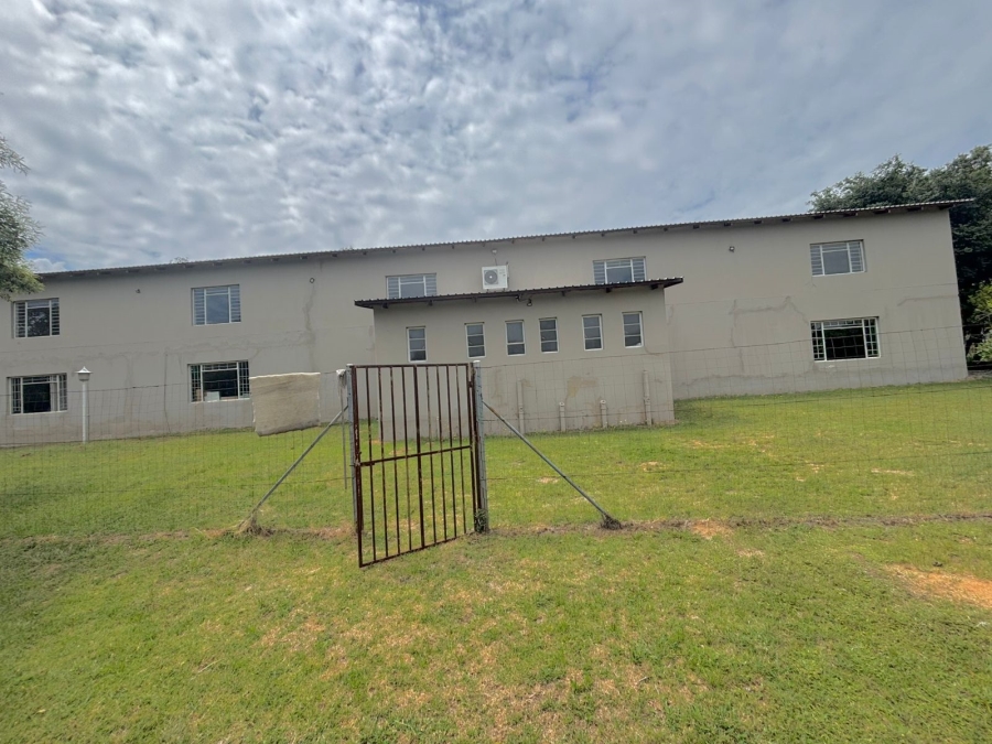 To Let commercial Property for Rent in Blue Hills Gauteng