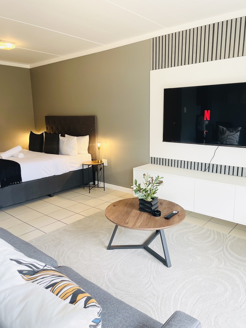 To Let 1 Bedroom Property for Rent in Fourways Gauteng