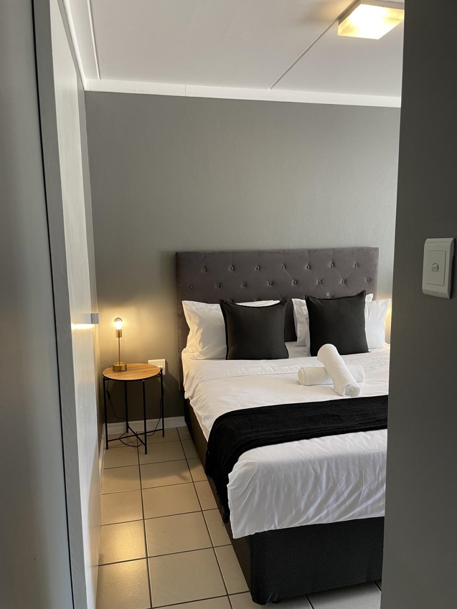 To Let 1 Bedroom Property for Rent in Fourways Gauteng