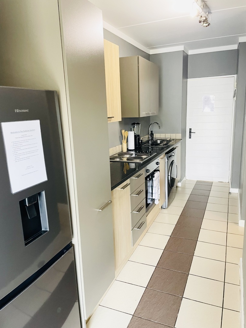 To Let 1 Bedroom Property for Rent in Fourways Gauteng