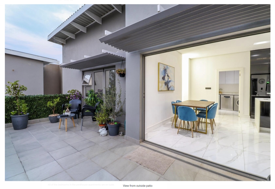 To Let 3 Bedroom Property for Rent in Broadacres Gauteng