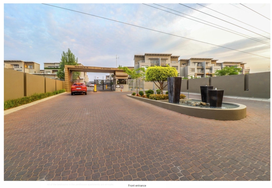 To Let 3 Bedroom Property for Rent in Broadacres Gauteng