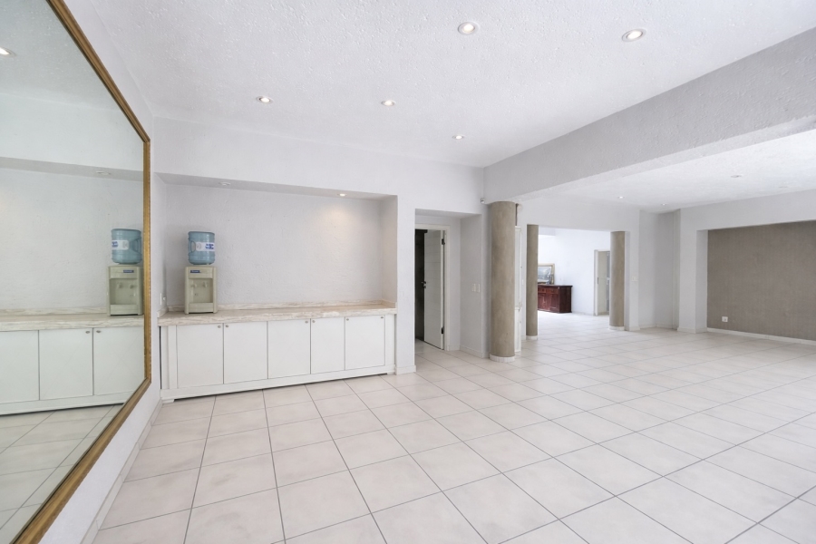 5 Bedroom Property for Sale in Melrose North Gauteng