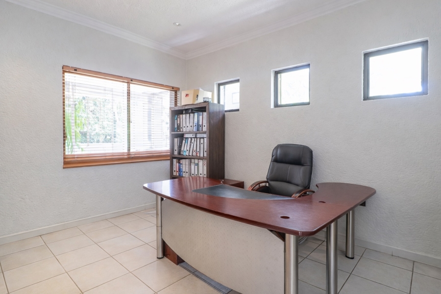 5 Bedroom Property for Sale in Melrose North Gauteng