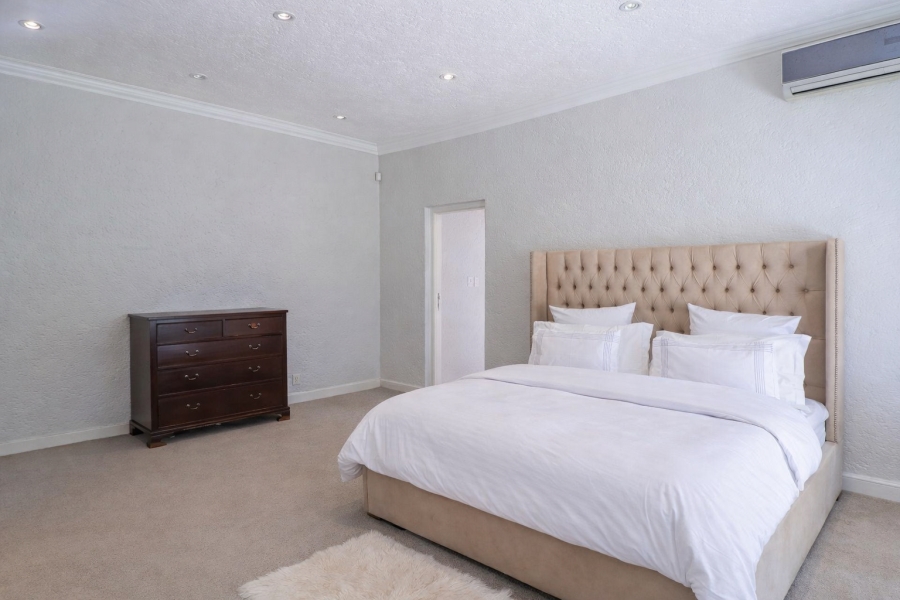 5 Bedroom Property for Sale in Melrose North Gauteng