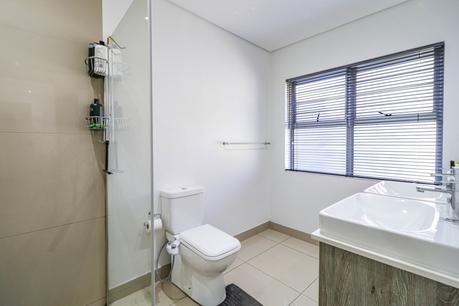 3 Bedroom Property for Sale in Broadacres Gauteng