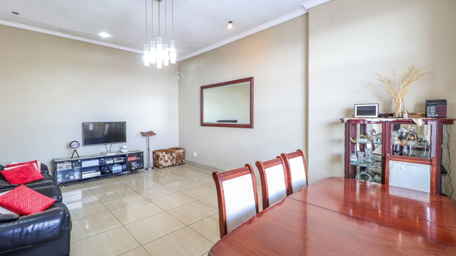 4 Bedroom Property for Sale in Crosby Gauteng