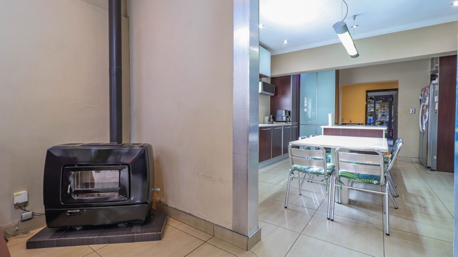 4 Bedroom Property for Sale in Crosby Gauteng