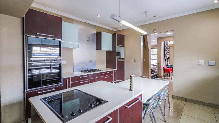 4 Bedroom Property for Sale in Crosby Gauteng