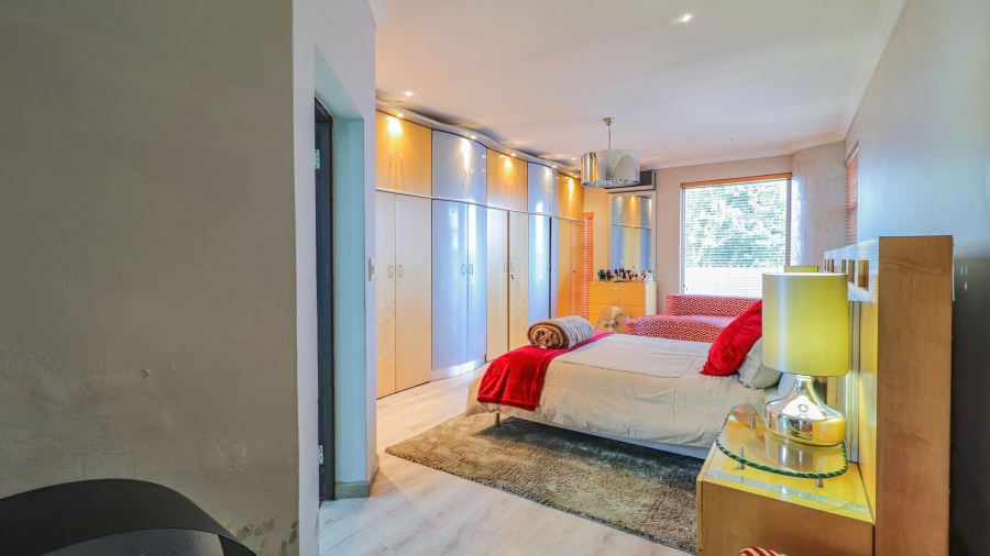 4 Bedroom Property for Sale in Crosby Gauteng