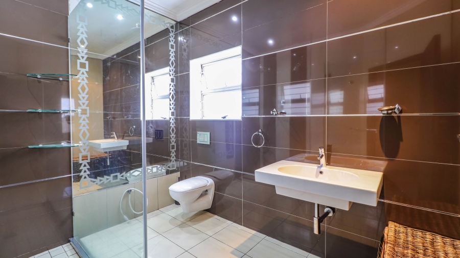 4 Bedroom Property for Sale in Crosby Gauteng