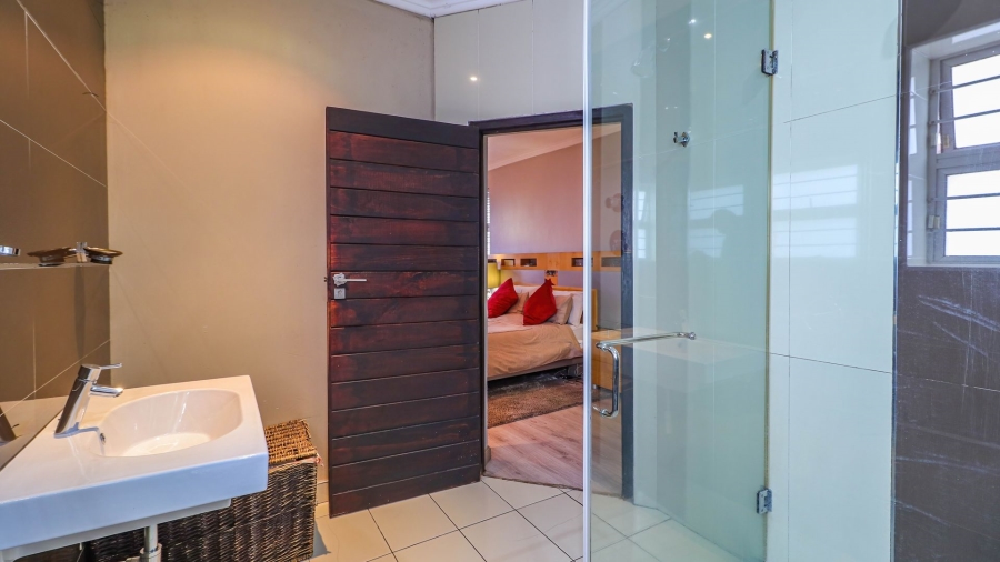 4 Bedroom Property for Sale in Crosby Gauteng