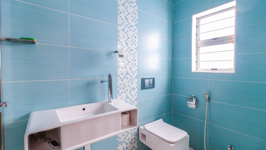 4 Bedroom Property for Sale in Crosby Gauteng