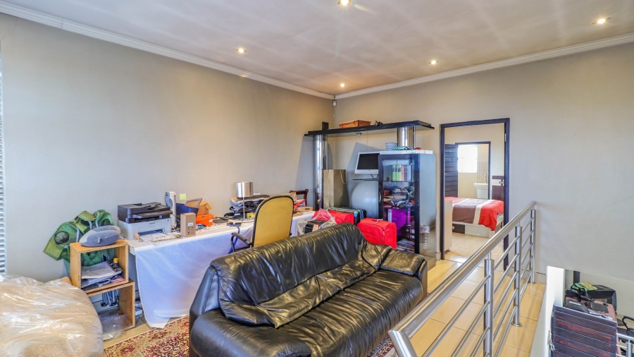 4 Bedroom Property for Sale in Crosby Gauteng