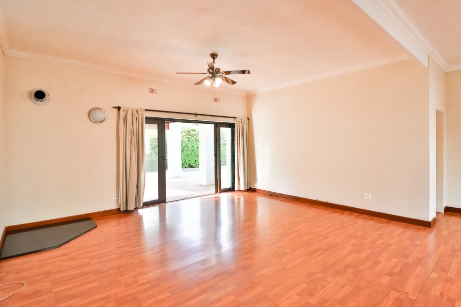 5 Bedroom Property for Sale in Greenside Gauteng