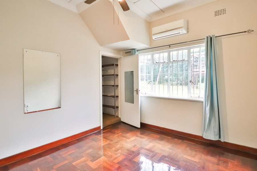 5 Bedroom Property for Sale in Greenside Gauteng