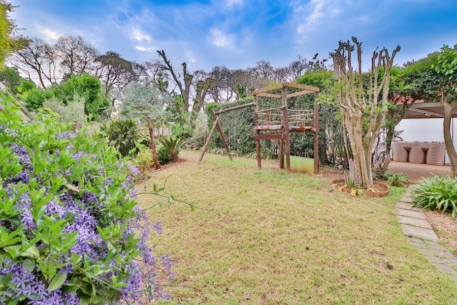 5 Bedroom Property for Sale in Greenside Gauteng