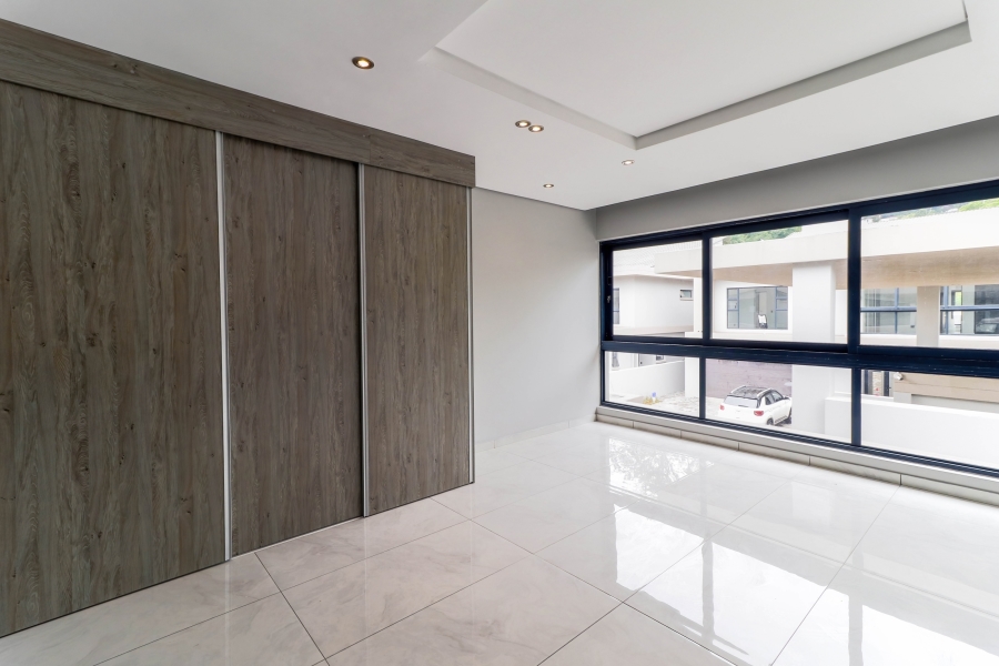 5 Bedroom Property for Sale in Houghton Estate Gauteng