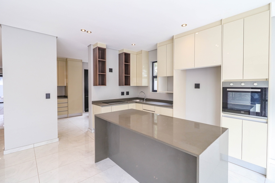 5 Bedroom Property for Sale in Houghton Estate Gauteng