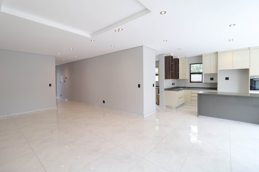 5 Bedroom Property for Sale in Houghton Estate Gauteng