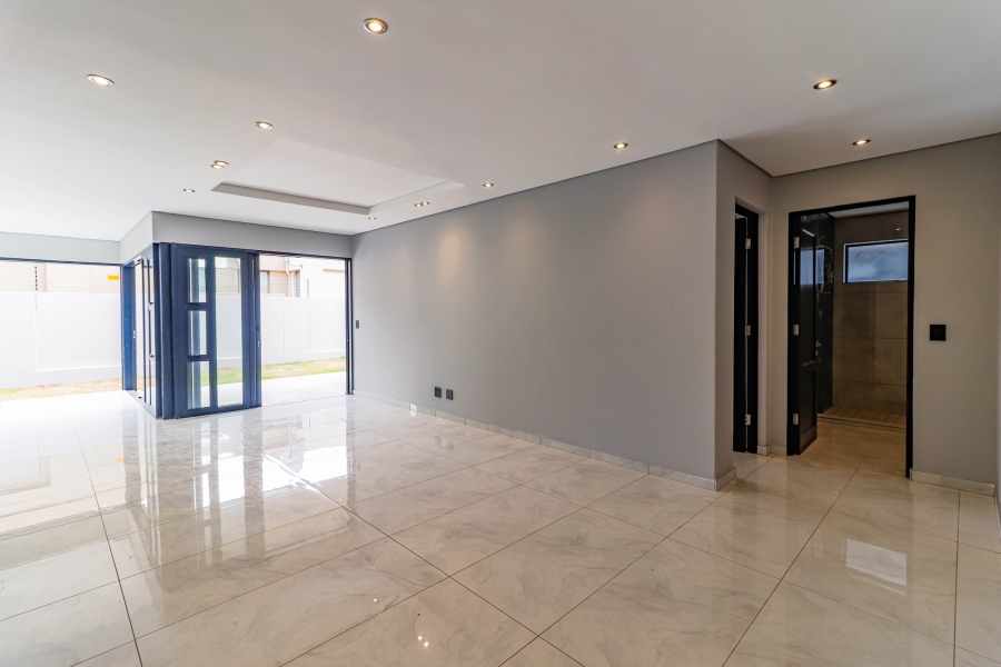5 Bedroom Property for Sale in Houghton Estate Gauteng