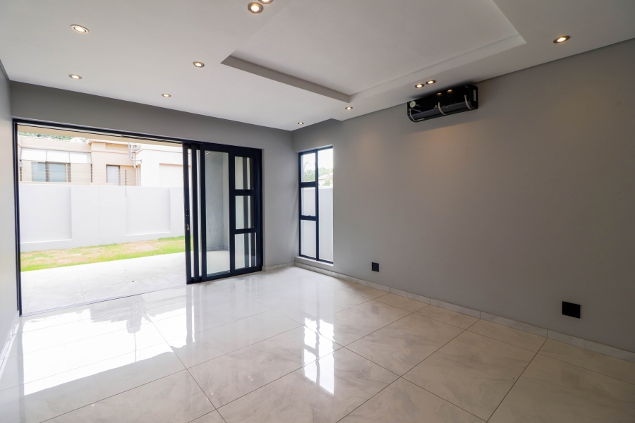 5 Bedroom Property for Sale in Houghton Estate Gauteng