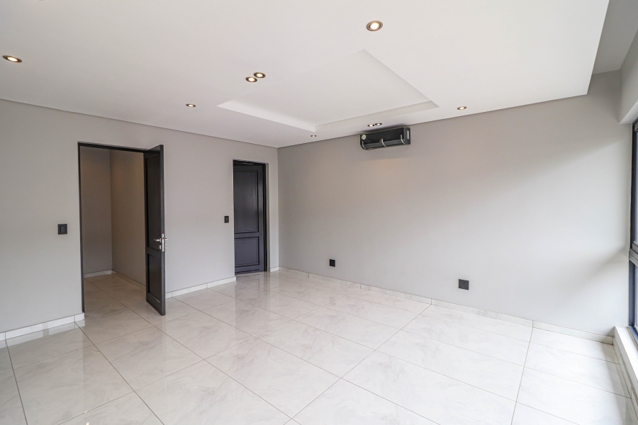 5 Bedroom Property for Sale in Houghton Estate Gauteng