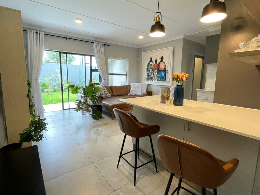 To Let 2 Bedroom Property for Rent in Ferndale Gauteng