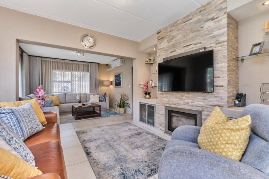 3 Bedroom Property for Sale in Douglasdale Gauteng