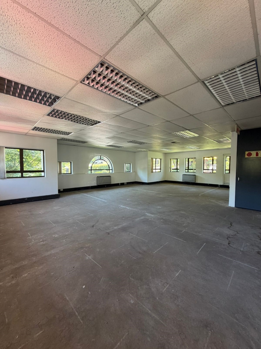To Let commercial Property for Rent in Hyde Park Gauteng